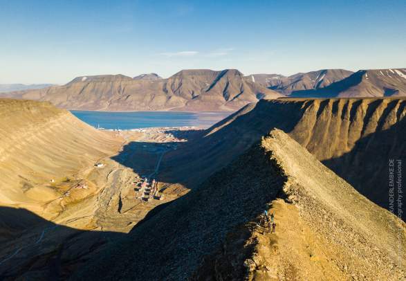 Bjørndalen walk with BBQ -Experience for everyone - Spitzbergen Adventures