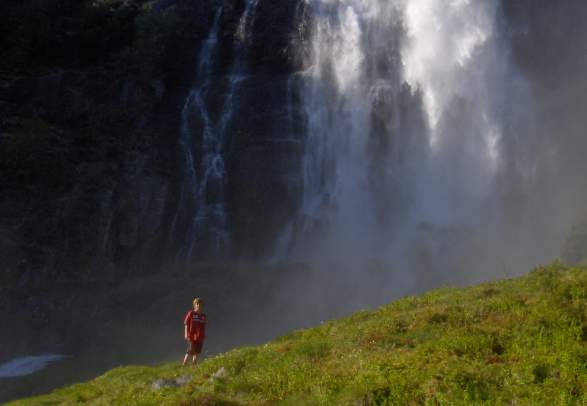 Espelandsfossen Waterfall