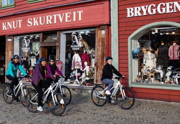 Biking through Bergen's history