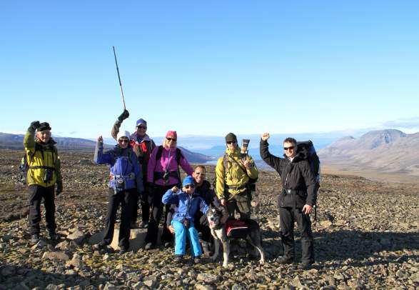 Foxfonna Hike - Green Dog Svalbard