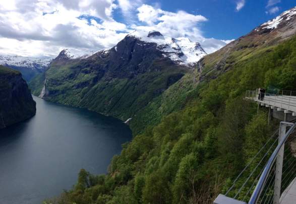E-bike tour to Eaglesbend i Geiranger