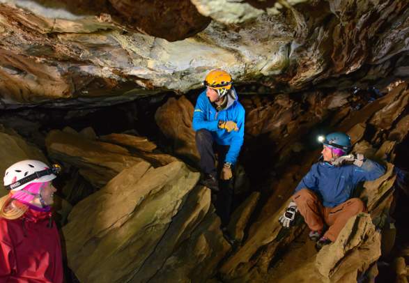 Aktiv i Lom | Cavewalking in Dumdalen