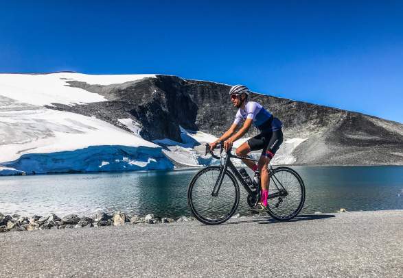 Galdhøpiggvegen | Biking Northern Europe’s highest tarmac road