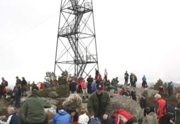 Hike to the fire lookout tower at Solhomfjell