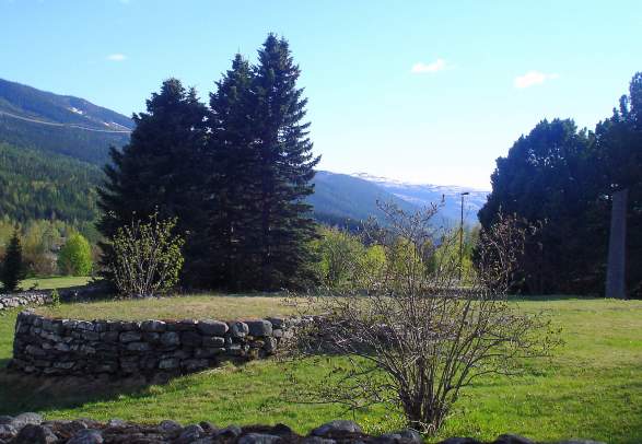 The old Ål Stave Church site