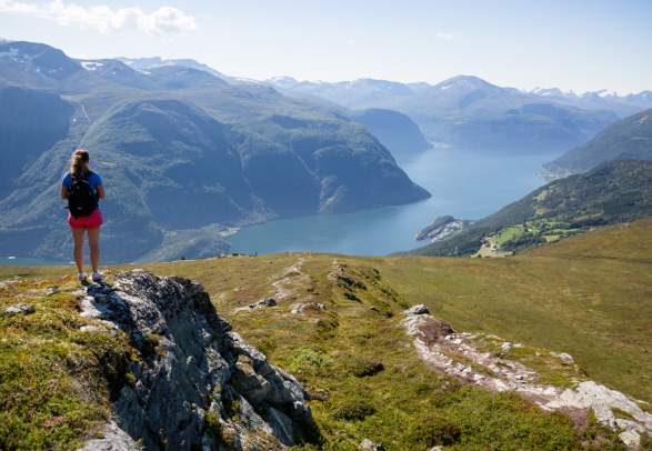 Hiking - Valldal Naturopplevingar AS