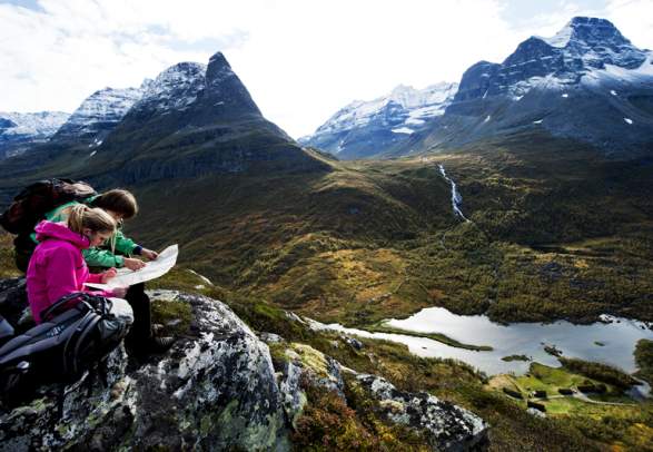 Climbing the tower of Innerdalen