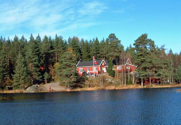 Hiking and ski trails around Granestua