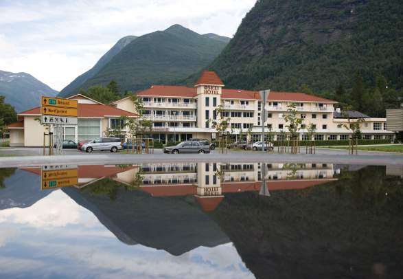 Thon Hotel Jølster, restaurant & bar