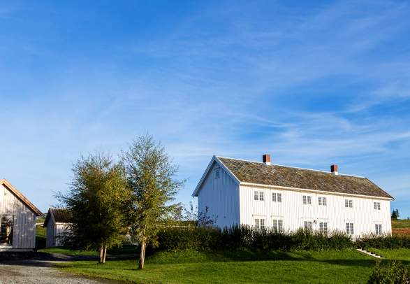 Husfrua Country Farm Hotel