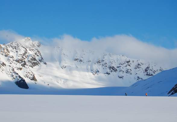 Oscar II ski expedition 8 days: Skiing from Ymerbukta to Ekmanfjorden - Svalbard Wildlife Expeditions
