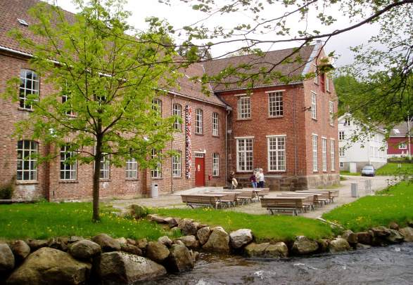 By bike to Sjølingstad