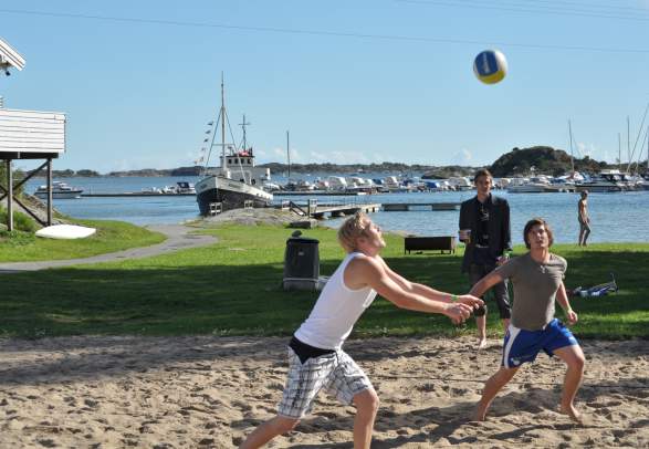 Hike to the beaches in Grimstad