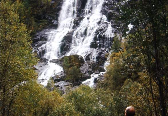 The Flesåna waterfall in Brattlandsdalen
