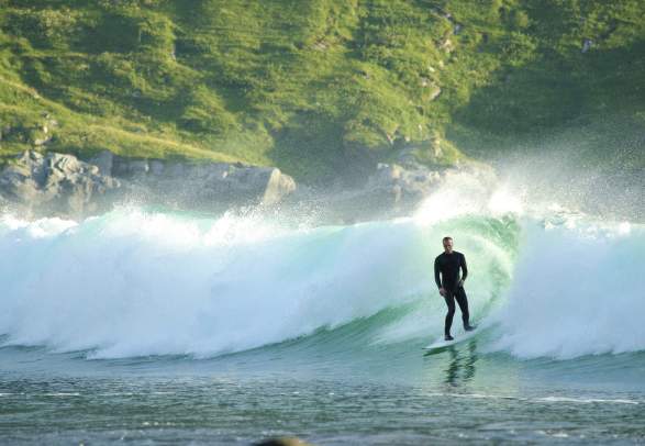 Surfing Hoddevik & Ervik