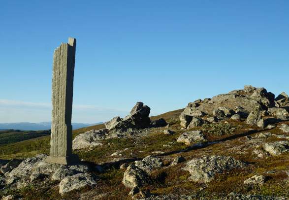 Hiking: National Park Monument Stone, Lierne National Park