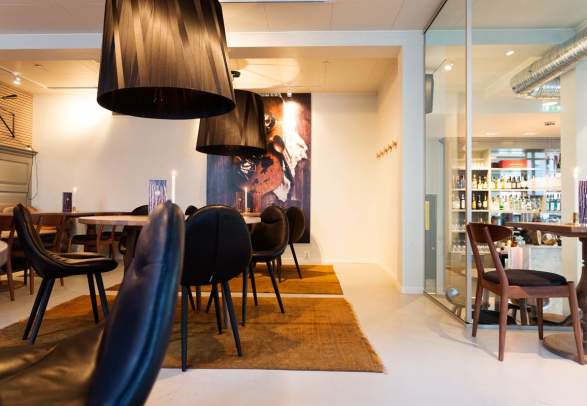 Bark-spiseri and bar