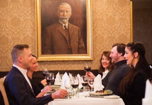 Restaurant Christian - Dr. Holms