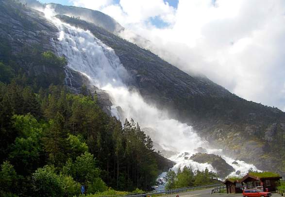 Langfoss waterfall