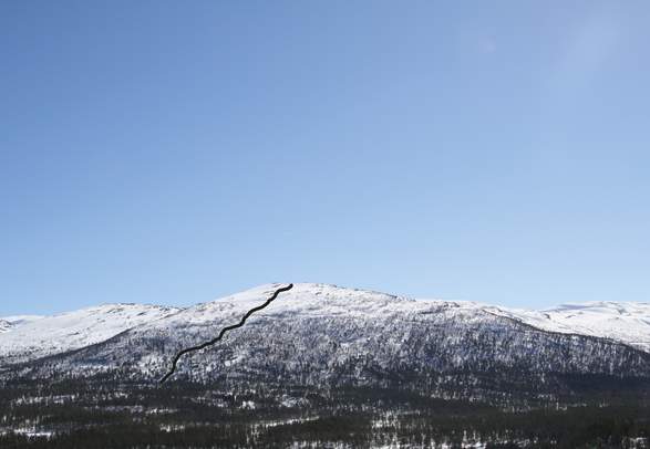 Randonee skiing to Glidbjørgnuten