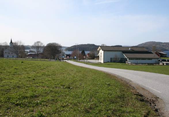 Bicycle route around Svartavatnet lake, Fitjar
