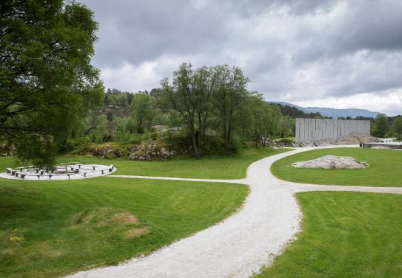 Biking Eivindvik - The Gulating