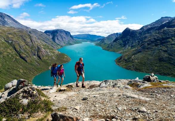 Jotunheimen Travel