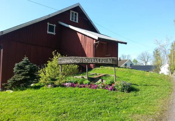 Lørenskog bygdemuseum, Skårer gård
