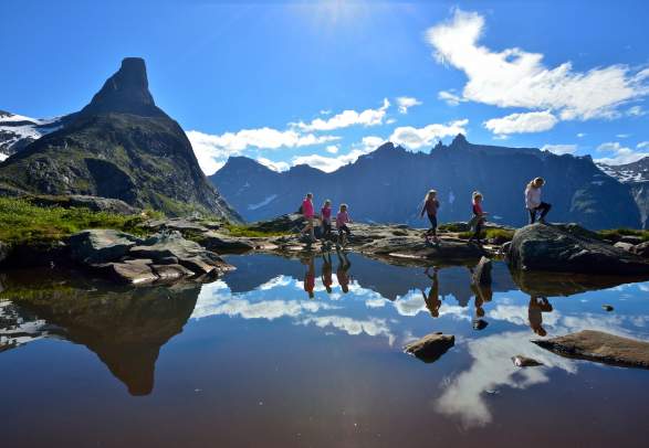 Vengedalen - Litlefjellet - viewpoint Trollveggen