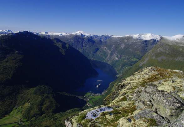 Guided hike to Vinsåshornet, 1343 m.a.s.l.