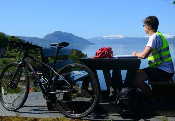 Discover Norway - Hiking, biking and skiing