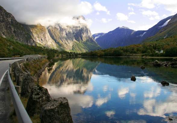 Trollveggen and Romsdalen valley