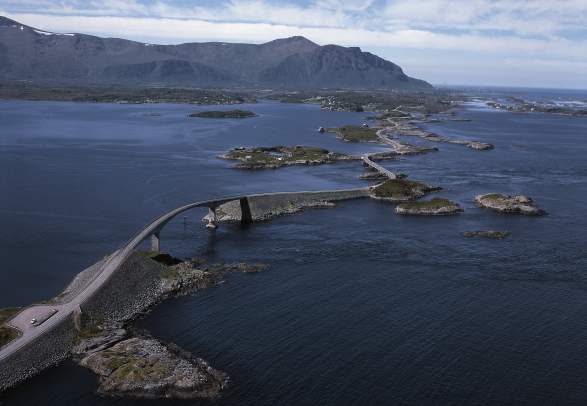Norwegian Scenic Routes - The Atlantic road