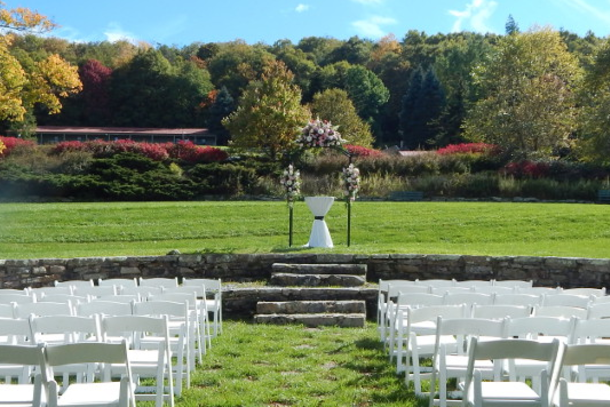 Mountain Lake Lodge Pembroke Va 24136 Mountain Lake Lodge Wedding Outdoor Png