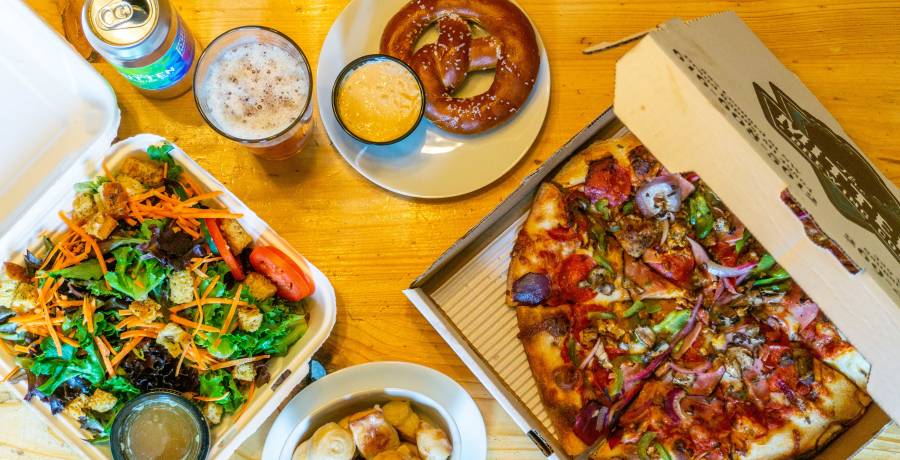 Grand Rapids Breweries That Pair Beer With Games Activities
