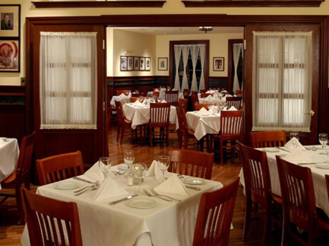Features on Top Las Vegas Restaurants & Chefs