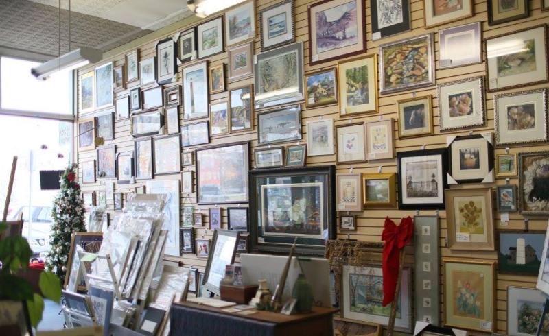 Local Art For Great Gifts Purchase Framed Artwork Or Have Something Of Your Own At Maxwell S Art Gallery Framing