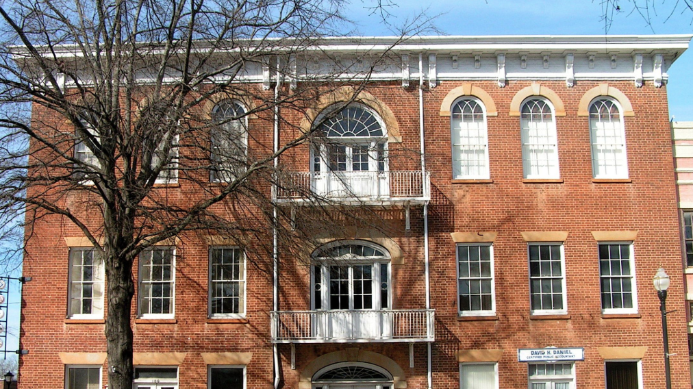 How to Get 10,000 Steps in Milledgeville A Guide to Milledgeville’s