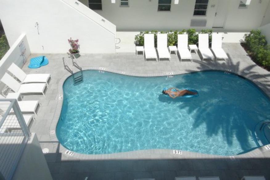 AQUA HOTEL Fort Lauderdale, FL 333044019