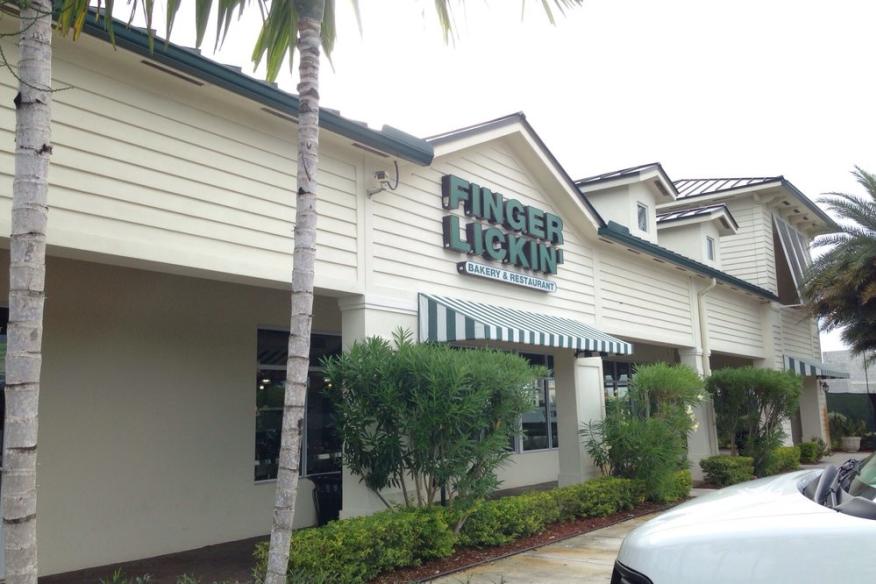 FINGER LICKIN PATTIES & PASTRIES Pembroke Pines, FL 33025