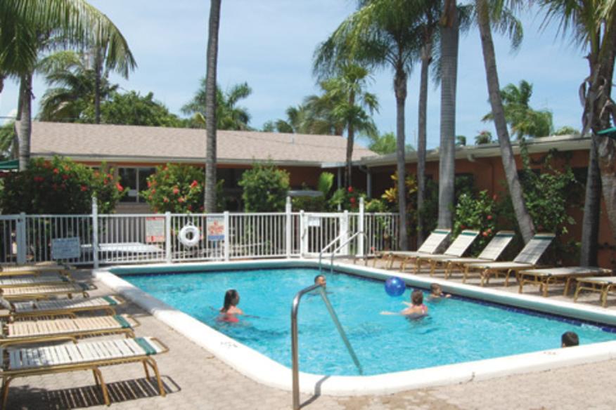 Bernard Apartments Amp Motel Hollywood Fl 33020