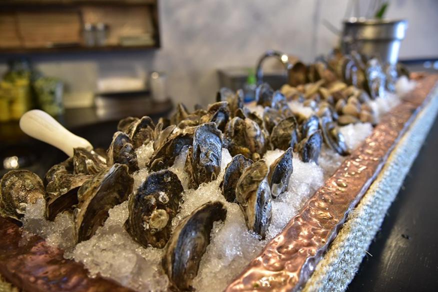 BUBBLES & PEARLS Wilton Manors, FL 33305