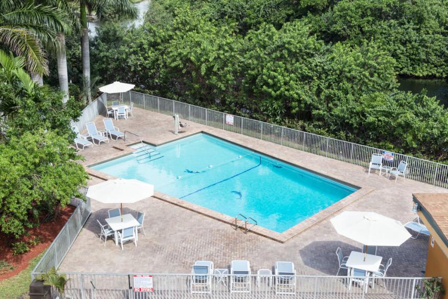 Days Inn Fort Lauderdale Airport North Oakland Park Fl