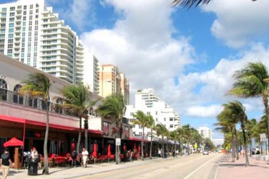 A1A DIVE BAR Fort Lauderdale, FL 33308