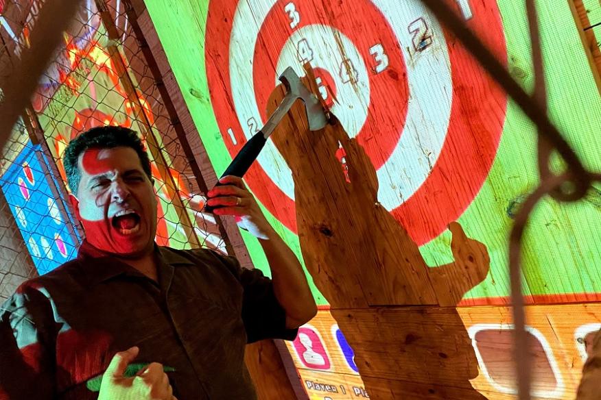 Extreme Axe Throwing Hollywood