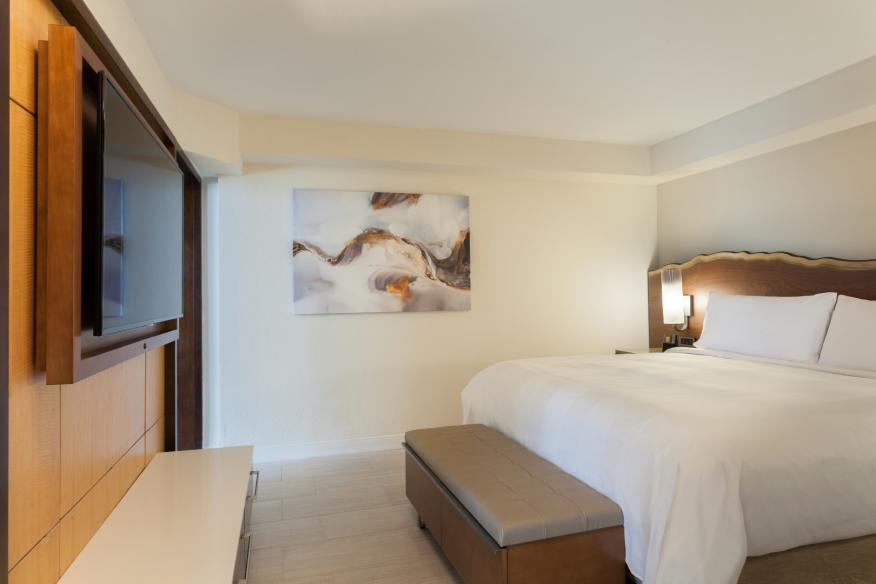 Seaside Suite - King Bedroom