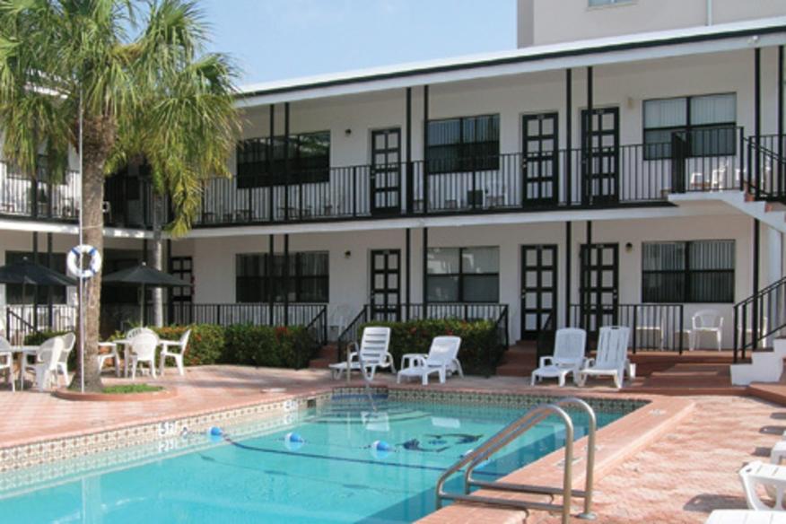 NAPOLI BELMAR RESORT Fort Lauderdale, FL 33304