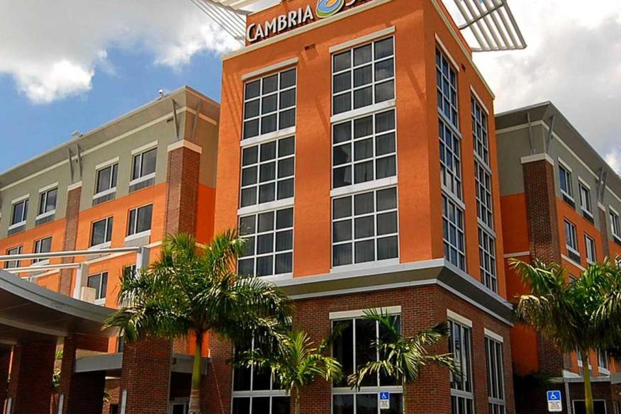 Cambria Fort Lauderdale Airport South Amp Cruise Port