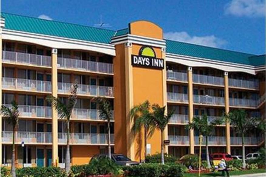 Days Inn Fort Lauderdale Airport North Oakland Park Fl 33311 1511