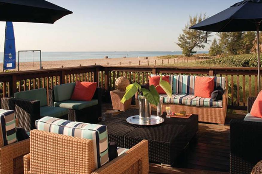 Sea Level Restaurant And Ocean Bar